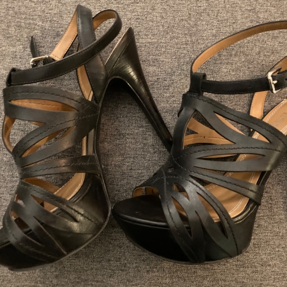 Guess Black sandal - Picture 7 of 8